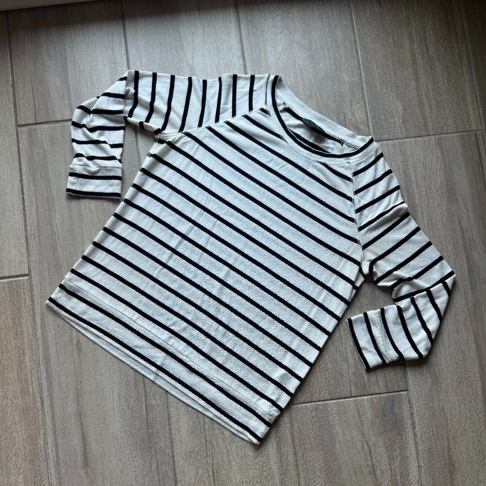 White/Black Striped Sweater Top - Soft Material - Women's Size Large